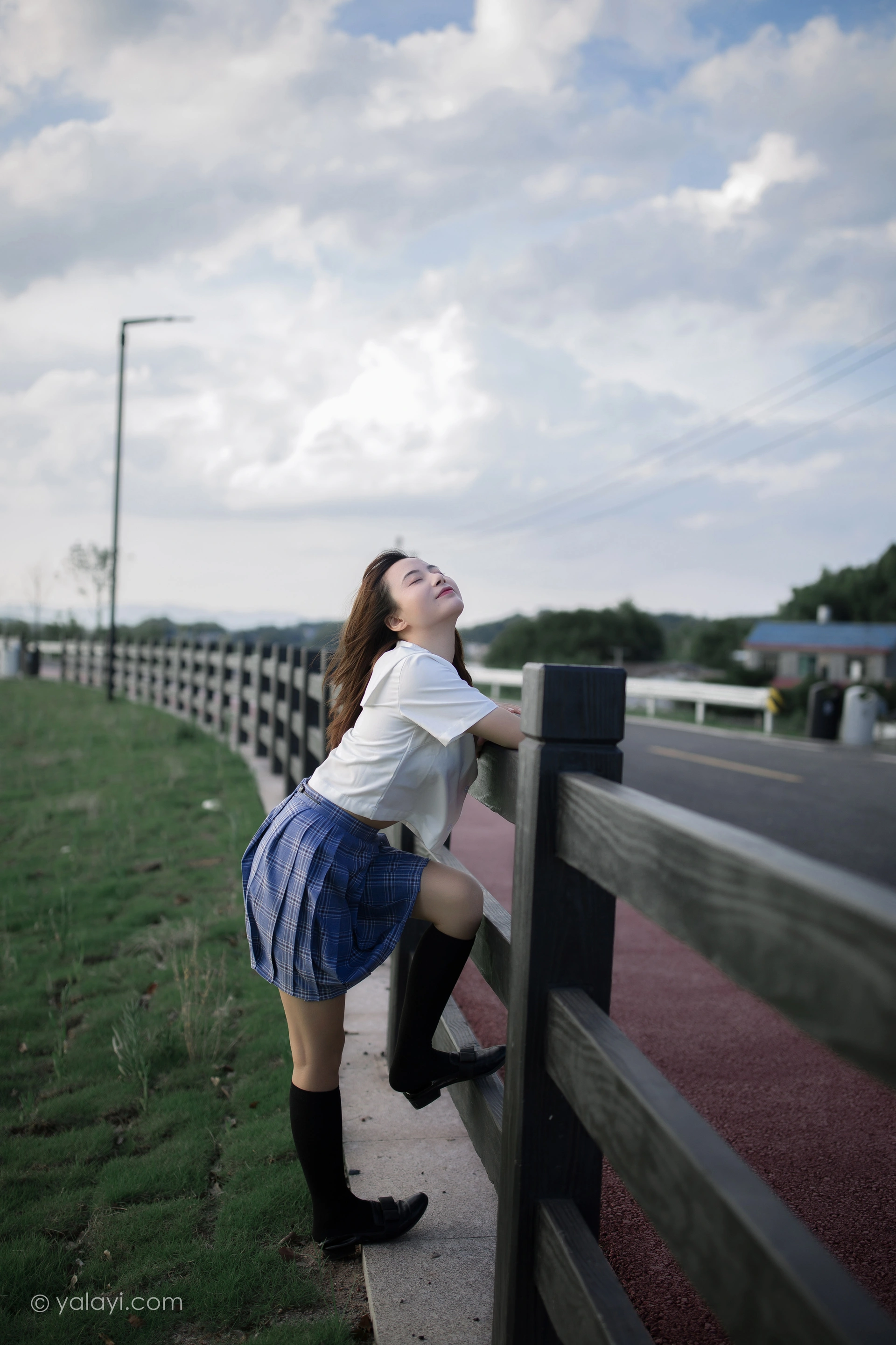 [YALAYI雅拉伊] 2020.07.28 NO.677 枝娅《青春在河畔奔走》 3